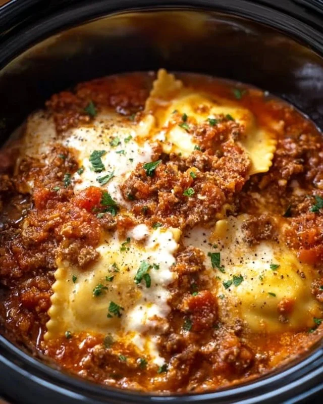 Crockpot Ravioli Lasagna: A Hands-Off, Flavor-Packed Comfort Food Masterpiece