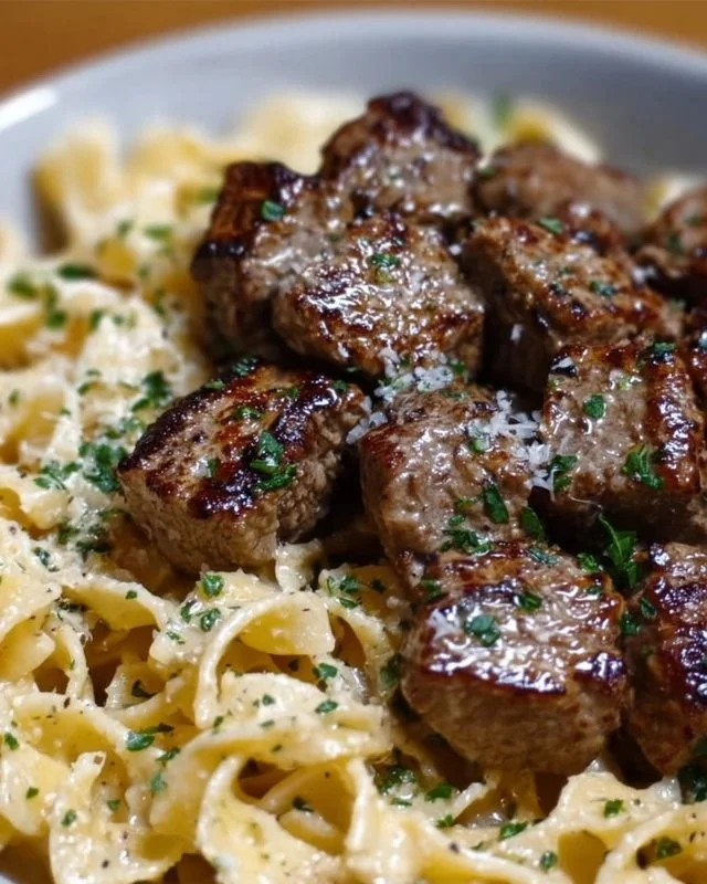 Garlic Butter Steak Bites with Creamy Parmesan Pasta