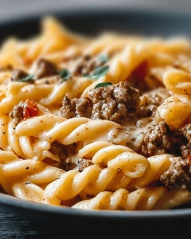 Creamy Rotel Pasta with Ground Beef for Cozy Weeknight Dinners